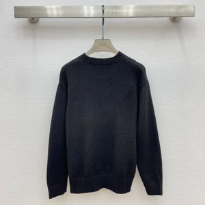 2023 Sonbahar Siyah Düz Renk Nakış Kartı Kazak Uzun Kollu Yuvarlak Boyun Knited Kazak Stil Sweaters Üstleri WS3O21
