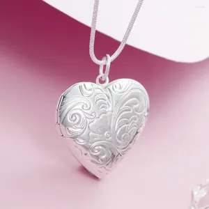 Pendant Necklaces Selling Jewelry Silver Plated Flower Pattern Heart Picture Frame Necklace Decorated Ladies Girls' Gifts Luxury