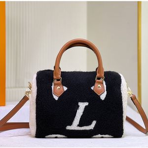 Designer rápido outono / inverno bolsa de lã bolsa crossbody bolsa de embreagem de couro feminino cor seda impressão bolsa macia atacado tamanho 25cm