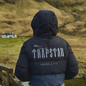 2023 Trapstars 블랙 클래식 다운 코튼 재킷 두꺼운 폭발성 자수 거리 코트