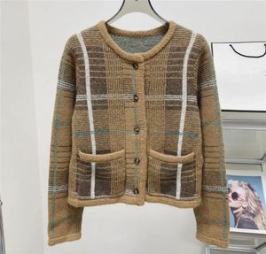 Kvinnors stickor Kvinnor Cardigan 2023 Fashion Designer Högkvalitativ Weater för topplång ärm kashmirtröja kläder