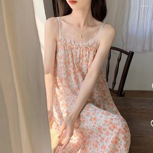 女性用スリープウェアサマーレディースノースリーブナイトドレス女性フローラルプリントナイトガウン韓国スタイル薄いバスローブパジャマナイトウェアファム