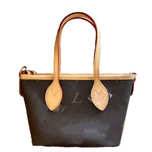 女性有名なブランドデザイナービーチクロスボディバッグ10Aクラシック大規模ショッピングバッグハンドバッグ高級パリ高品質の本物の革の古い花の財布