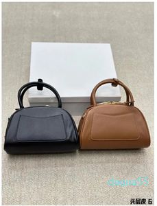 Novas bolsas de couro importadas bolsa de boliche versátil designer de moda ombro crossbody grande capacidade telefone móvel