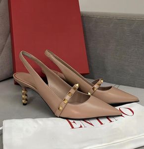 Дизайнерская брендовая формальная обувь, туфли на высоком каблуке с заклепками, женские тапочки на высоком каблуке, дизайнерская обувь, роскошные свадебные брендовые сандалии с заклепками, V-мешок для пыли