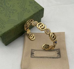 21 Braccialetti da donna in argento Designer gioielli aperti Fiore d'oro Amore G per braccialetti di tigre di lusso da uomo Matrimonio per feste