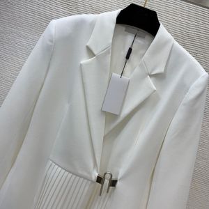 Autumn White / Black Solid Color Paneled Blazers Long Sleeve Notched-Lapel Pleated Classic Outwear Coats B3S081805