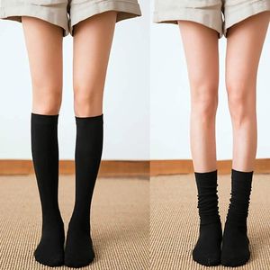 Kadın Çorap 4 Çift Siyah Komik Noel Hediyeleri Seksi uyluk yüksek pamuklu uzun çoraplar kızlar için sevimli giyim dizleri