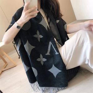 スカーフ2023 New Luxury v Designer Scarf100％カシミアスカーフ女性厚いスカーフデザイナーショール冬ウォームウォームフリンジパシュミナウールフランネル生地