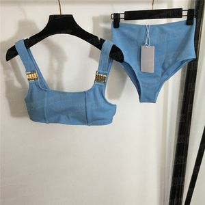 Metal Buckle Split Bikini Swisuits Designer Kvinnor SwimeWear Sling Vest Trosor Underkläderuppsättningar Sexiga baddräkter