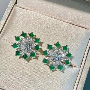 Studörhängen LR2023 Fina smycken 18K Gold Green Emerald 1,8ct Gemstones Diamonds Female Studs for Women