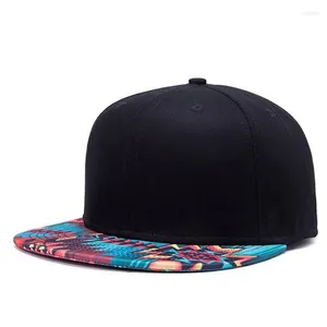 Bollmössor 2023 Kvinnor Hip Hop Flower Hat Brim Färgglada mönster Baseball rak spänne män snapback mössa utomhus sport sol