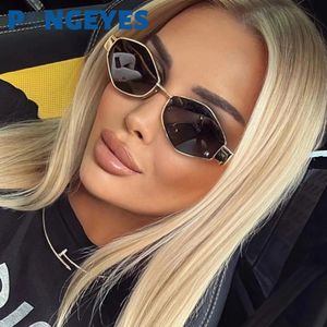 Designer sunglasses Metal quadrilateral Frame Women Sunglasses For Aesthetic Futuristic Summer Ladies For Sun Glasses UV400