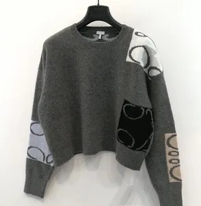 SWEAT WOMENTAMI Anagram Autumn Trendia Długotropeeved Top High-end Slime Pullover Płaszcz Designer Sweter Kobiety Białe cienkie swetry