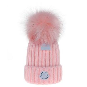 Lyxdesigner vintermästning stickat varumärke canada monkler beanie ullhatt män kvinnor chunky stickad tjock varm faux päls pom mössa hattar kvinnlig motorhuven a0