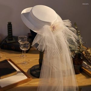 Baskar stor bröllopshatt elegant vit brud formell fedora mössa huvudbonader fairy long slöja mesh fascinators cocktail party headpieces