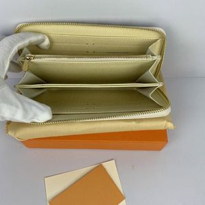 Mode plånbok eather kvinnor ensamma blixtlås långa korthållare mynt pursar visar exotiska koppling plånböcker handväska pu läderföretag M60017