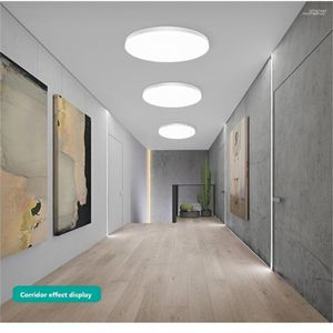 Lampki sufitowe Smart Lampa LED do sypialni ze zdalnym sterowaniem Ścierzącym światłem salonu