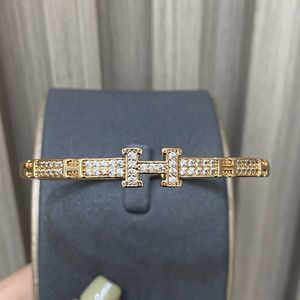 H minimalista com diamantes de ouro 18k para mulheres de alta qualidade e pulseira incolor peça de mão de maré vermelha