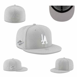 Mężczyźni Kobiety Dopasowane czapki Rozmiar 7-8 Snapbacks Regulowane czapki baskballowe wszystkie drużynę unisex utdoor sport haftowa bawełna płasko zamknięte czapki Flex Sun Cap Mix Order X-17