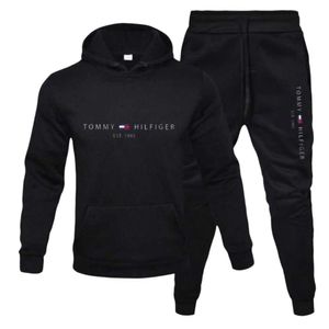 Tommyhilfiger 디자이너 스포츠 정장 원래 품질 남성 캐주얼 세트 두꺼운 스웨터 인쇄 2 조각 후드 스포츠웨어 마모