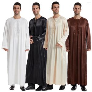 Ethnische Kleidung, muslimische Männer, Kaftan-Roben, Pakistan, traditionelle lange Mode, Jubba Thobe, Marokko, arabisches Abaya, türkisches Kleid, Dubai, Islam