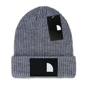 Yeni Marka Yüz Beanie Örme Şapka Tasarımcı Cap Erkekler Kadın Takılmış Şapkalar UNISEX KAKIM MEKTUPLARI SICAK KAYAK KAPALARI A1