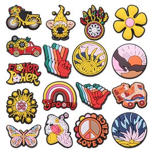 Wholesale 100Pcs PVC Cartoon Animals Insect Honey Flower Leopard Shoe Charms Girls Woman Buckle Decorations For Backpack Button Clog