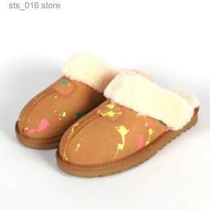 Slippare 2023 Sandalias tofflor kvinnor skor flipper noll platta sandaler flip flops glida designer lyxiga päls glider vinter hem män sko t231023