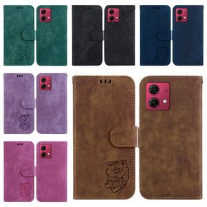 Xiaomi için sevimli kaplan PU deri cüzdan kılıfları 13t Pro Motorola Moto G84 G54 Kenar 40 Neo Samsung A05 A05S A15 Huawei Onur X5 Plus X6A Kart Yuvası Tutucu Tutucu Flip Cover Tecesi