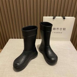 Ankle boots balenciashoes Red Round Head Sleeve Less Knee High Fashion Boots Inside Long Barrel Rainboots Thick Sole Waterproof Rainshoes XUK1L