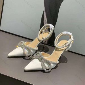 Białe satynowe sandały na wysokich obcasach skórzane damskie damskie 9,5 cm czarny różowy diament