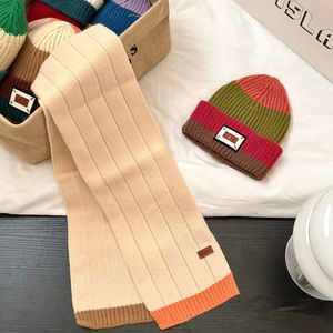 2023 Classic Australian designer brand Autumn/Winter Warm baby children's matching cashmere hat and scarf 8A