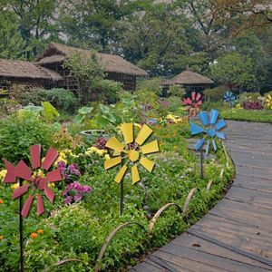 Garden Decorations Pinwheels Handmade Landscaping Portable Outdoor Stake Iron Lawn Windmill Patio Balcony Yard Wind Spinners Farm Supplies