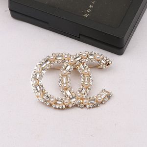 18K Gold Plated Charm Brand Brooch Double Letter Luxury Designer Pin for Women Rhinestone Pearl Brooches Wedding Party Jewelry 20style