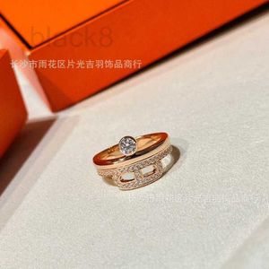 Band Rings Designer Luxury and Light Luxury 925 Sterling Silver Plated 18K Rose Gold Diamond Ring for Women Xiw8