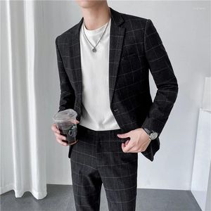 Mäns kostymer Stylish Gentleman (kostymbyxor) kostym Kontrollera trenden Casual Business stilig smal tvådelar brittisk klänning