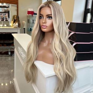 360 spetshöjdpunkter Blond mänskliga hår peruk 613 spets frontal peruk för kvinnor naturliga vågiga hd transparenta spetsar glueless peruk förinställda