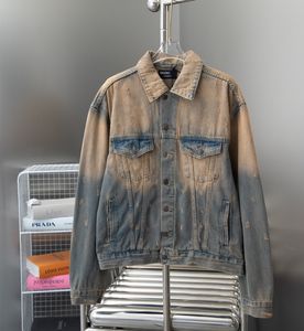 Autunno nuovo designer cappotto di jeans SS23 verniciato a spruzzo vecchio caldo retro caldo diamante lettera logo giacca di jeans cappotto unisex stile Maillard