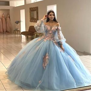 Prinsessa utanför axeln boll himmel blå klänning quinceanera klänning pärlad födelsedag vestidos de novia applikationer examen klänning spetsar upp vestid