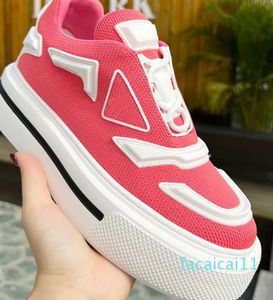 scarpe casual di lusso per donna uomo scarpe sportive da esterno dal design rosso e bianco suola comoda a forma di torta