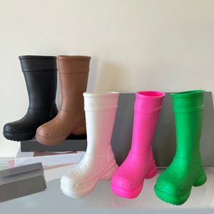 Yağmur Botları Klasik Lüks Antiskid Topuk Diz Boot Tasarımcı Kadınlar Yuvarlak Toe Yarım Önyükleme Köpük Kış Kış Moda Su Geçirmezlik