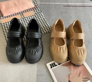 Miui Loafers Designer Kadın Lüks Platform Bale Ayakkabı Sonbahar Siyah Kayıtlı Moda Büyük Toe Kalın-Solda Sıradan Ayakkabılar