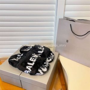 Lüks Balencigaas Balanciagalies Kadın Kürklü Terlik Terlik Kabarık Sahte Kürk Marka Tasarımcı Ayakkabı Sıcak İç Mekan Flip Flops Moda Antislip Kadın Slaytları H 6V26