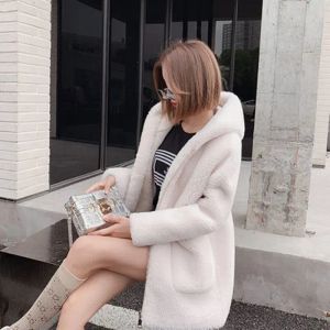 Women's Sheep Shearling Jacket, Warm Real Fur Coat, Natural Fur Hooded, Genuine Fur Outwear, Female Clothes, Autumn,