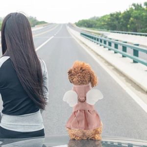 犬のキャリアコスプレドレススカートスカート子犬服小さな犬の女の子ポータブルペット再利用可能なエンジェルデザイン快適な夏洗う