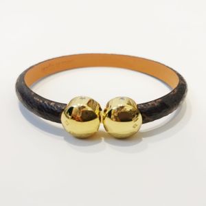 Designer jóias charme pulseira logotipo fivela padrão de flor marrom para mulheres alça de mão ouro hardware pulseiras de couro moda presente selo impresso moda presentes