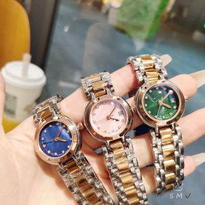 Klasik güzel tasarımcı saat kadın erkek moda kuvars hareket saatleri uzun daire kadınlar altın gümüş saatler montre de luxe 316l rafine çelik