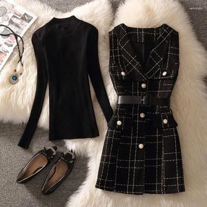 Work Dresses Vintage Mini Plaid Tweed Vest Women 2 Piece Set Elegant Pearl Button Sleeveless Dress Knitted Sweater 2023 Long Sleeve