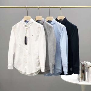 Tommyhilfiger Designer Jacket Jackor är snygga och lyxiga skjorta för mäns korta ärm Oxford Textilskjorta Business Casual Solid Color Stor skjorta